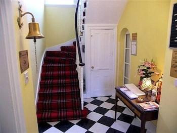 Emerald Guest House Lobby