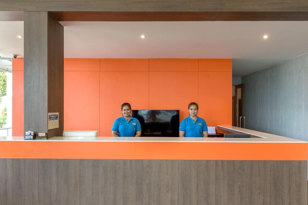 رويال هوتل كراون آند بالم سبا ريزورت منطقة الاستقبال