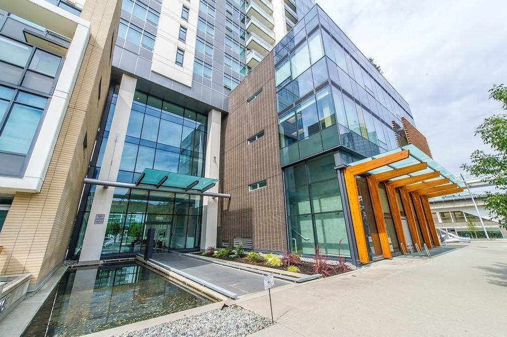 ليبرا بالاس