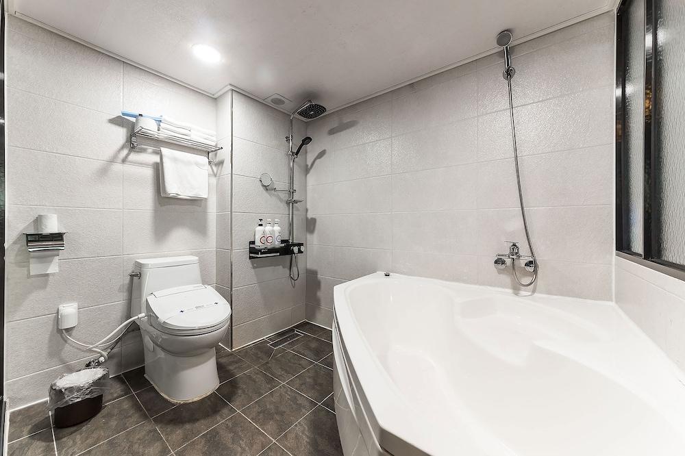 MALU Hotel Suwon