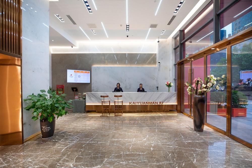 Manju Zhengzhou World 360 Reception