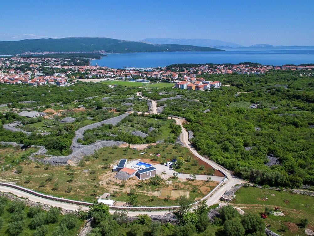 Classy Villa With a sea View in Krk Island Exterior