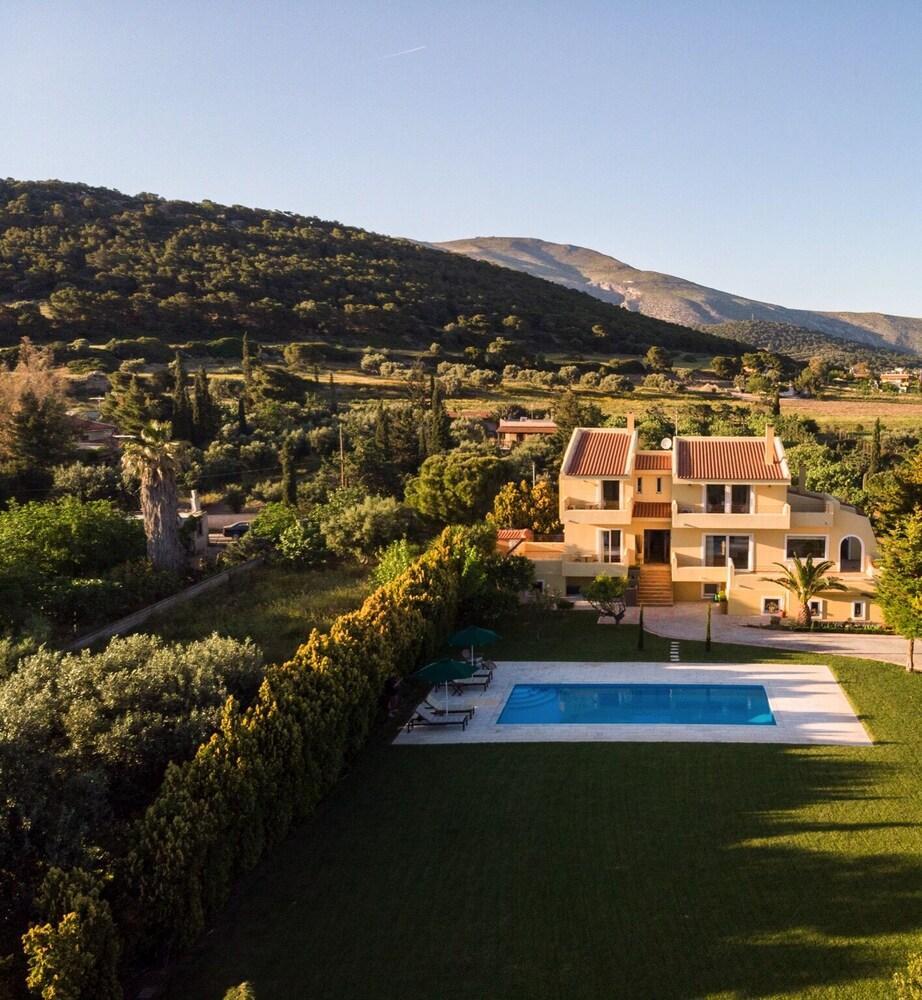 فيّا فالما هومم ويذ 5 بد رومز آند برايفت بول منظر من الجو