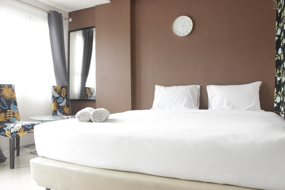 Bright & Trendy 1BR Gateway Pasteur Apartment near Exit Toll Room