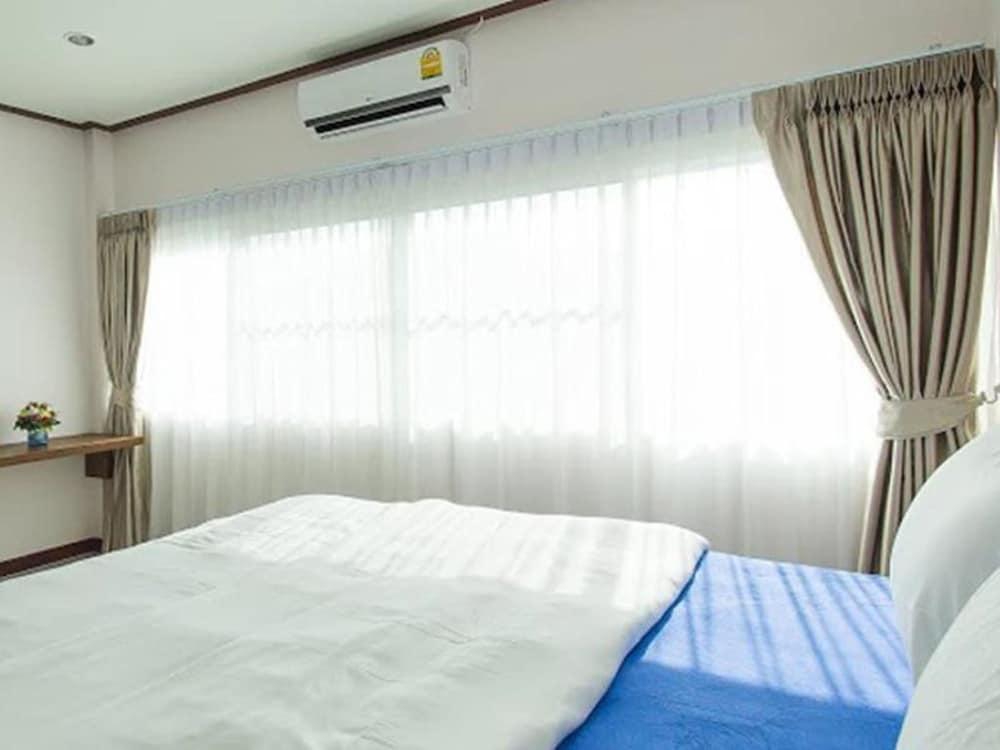 أو واي أو 360 دي فونتشاي هومتل، لامفون