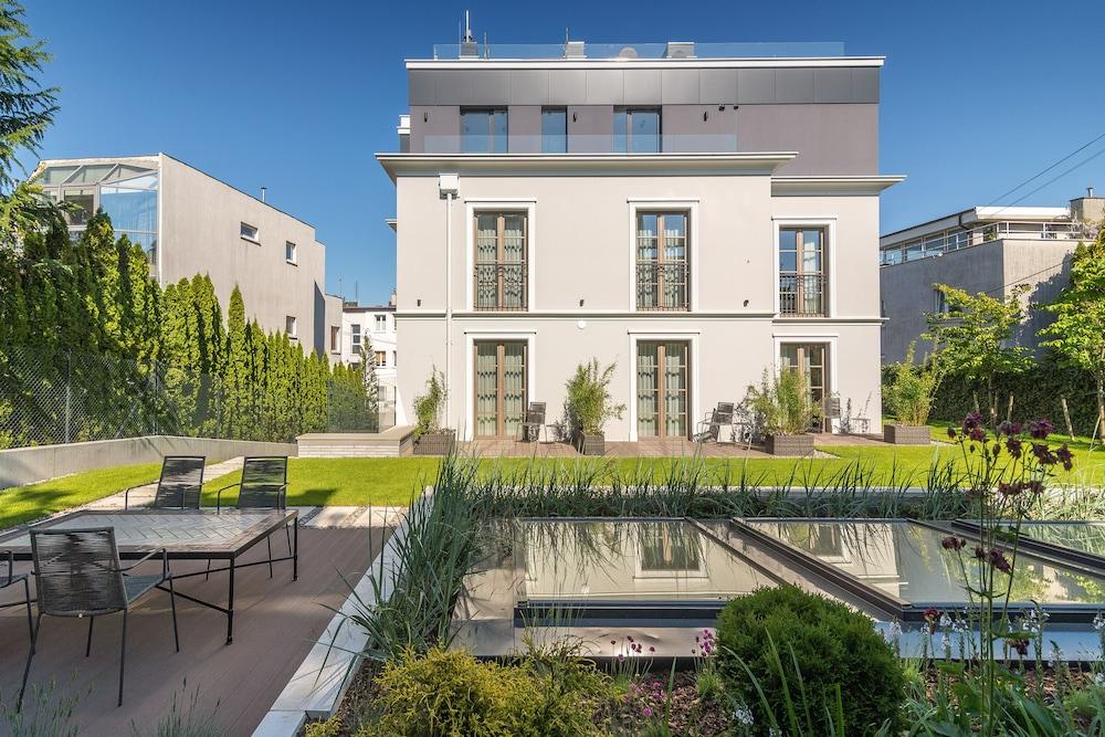 موخي أورلووو بوتيك بد آند بريكفاست المنطقة الخارجية