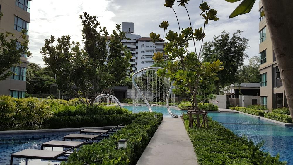 Rain Cha-am Pool View Property Grounds