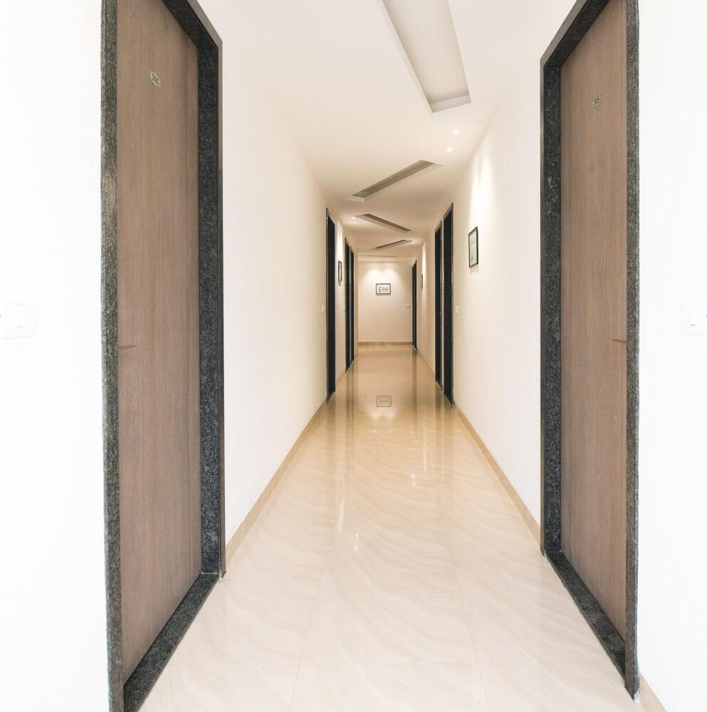 Treebo Avadh Residency Reception