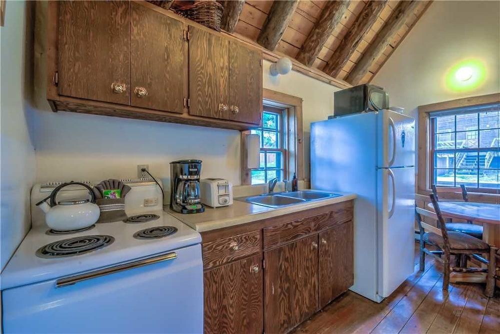 بيري مانزفيلد - وود شاك كابين غرفة