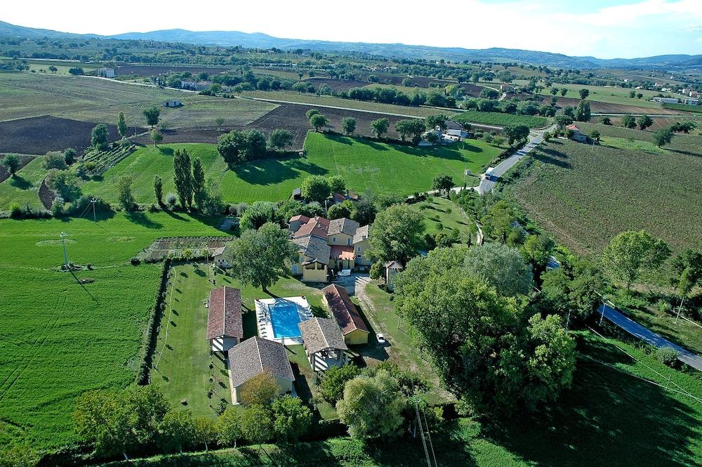 أجريتوريزمو إل مولينو ديل فيسكوفو المنطقة الخارجية