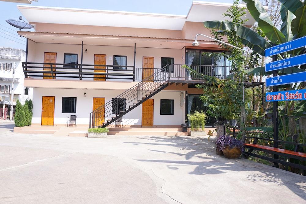 Plaifah Resort Ban Rai Exterior