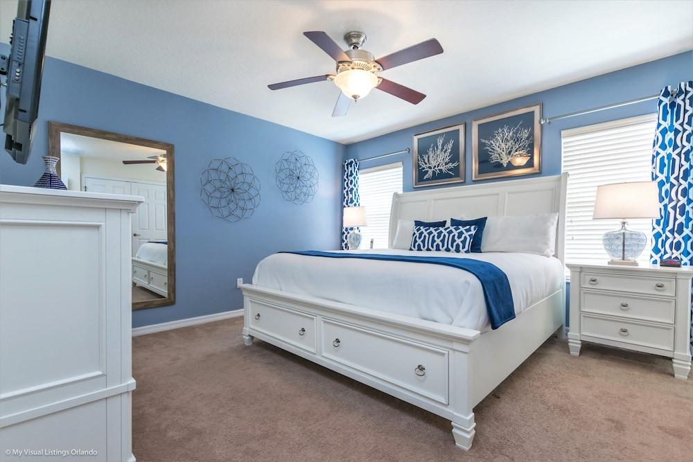 4 بد روم تاون هاوس ويذ بول غرفة