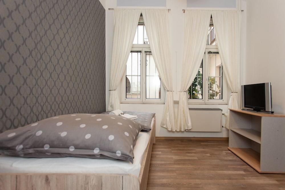 أفينيدا بارك هوتل غرفة