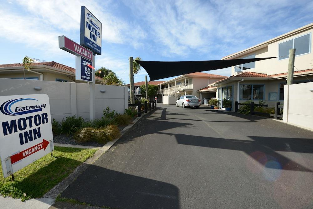 Gateway Motor Inn Mt Maunganui Featured Image
