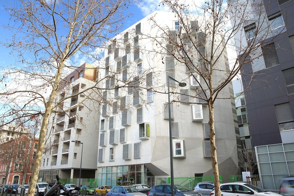 بي آند بي هوتل مارسي ٔورومد المنطقة المحيطة بالمنشأة