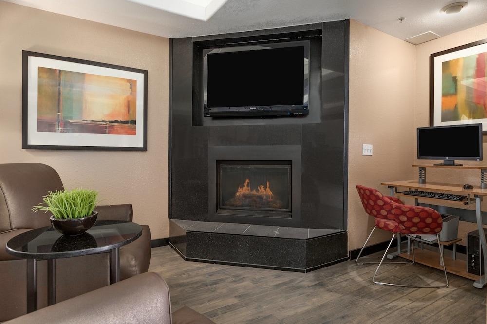 سوبر 8 باي ويندام كالجاري شونيسي أريا الردهة