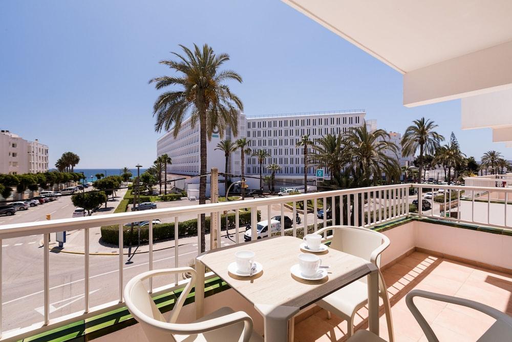 فيستامار ٓي - إم سي ٔبارتامنتس إيبيزا الصورة الأساسية