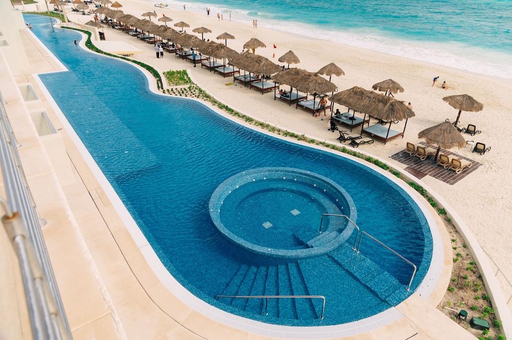 Emporio Cancun Optional All Inclusive Infinity Pool