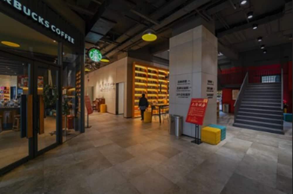 More Residence Lujiazui Shanghai Exterior