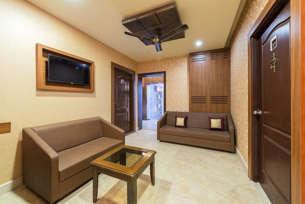 Treebo Nestlay Casa Interior
