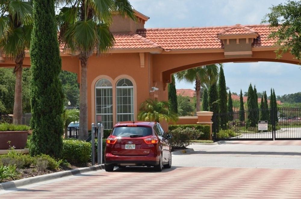 إف دي 51442 - بيلا فيدا ريزورت - 4 بد رومز 3 باث رومز تاون هاوس تفاصيل الفندق من الخارج