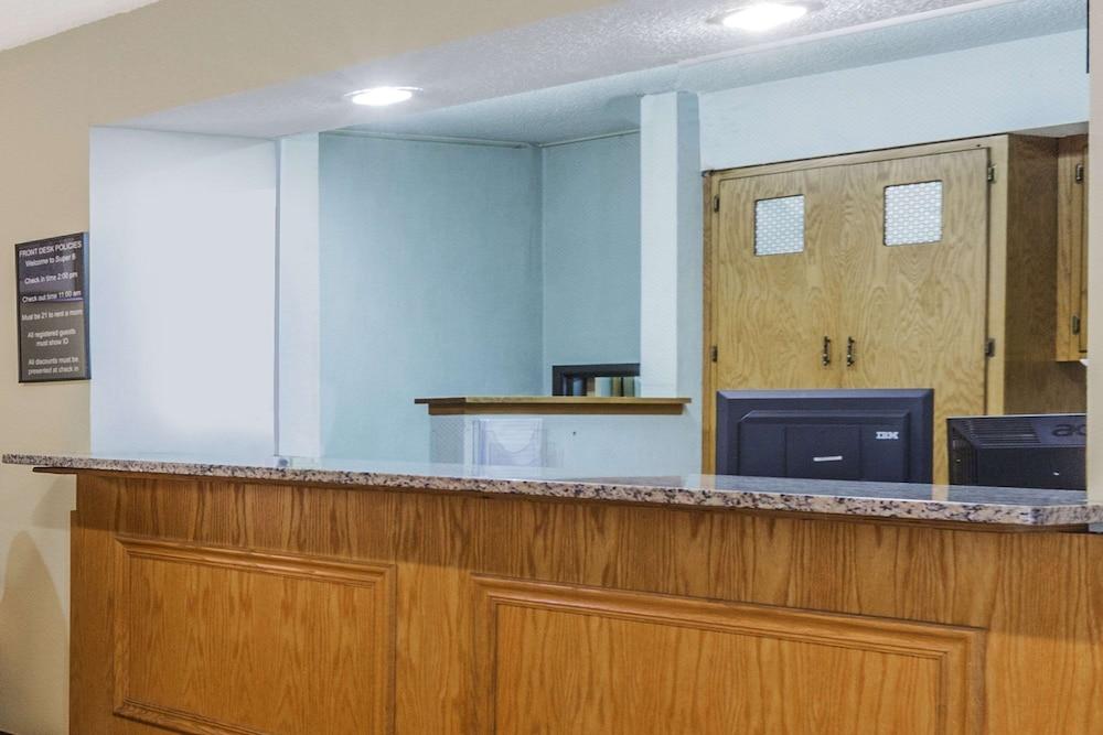 سوبر 8 باي ويندام إيست سترودسبرج/بوكونوس الردهة