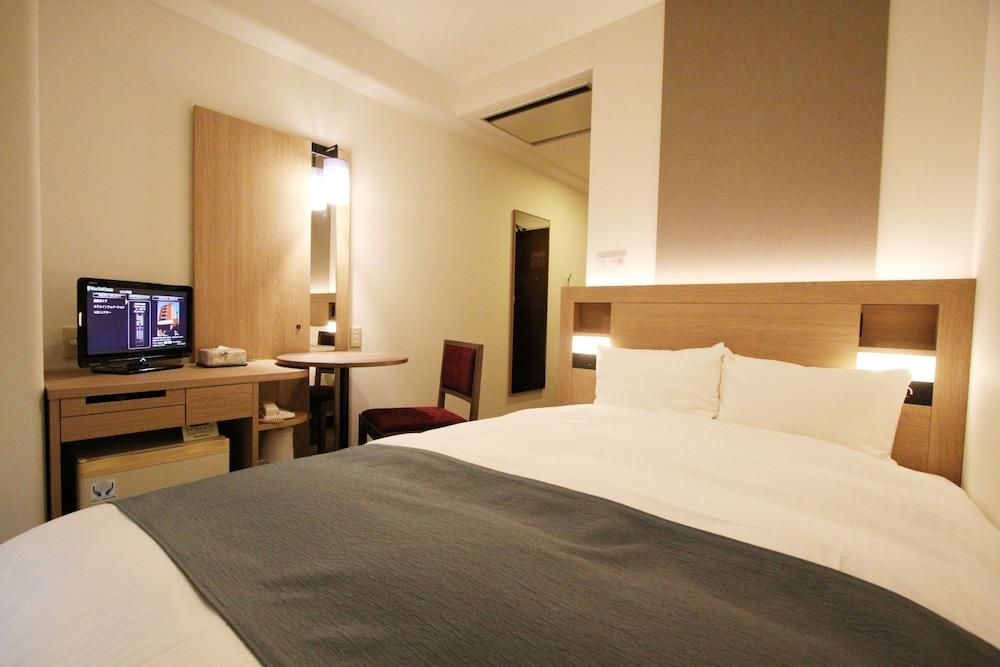 إربان هوتل كوساتسو