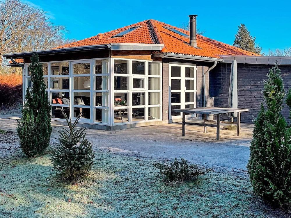 بيسفول هوليداي هوم إن ٔوكسبول ويذ سونا