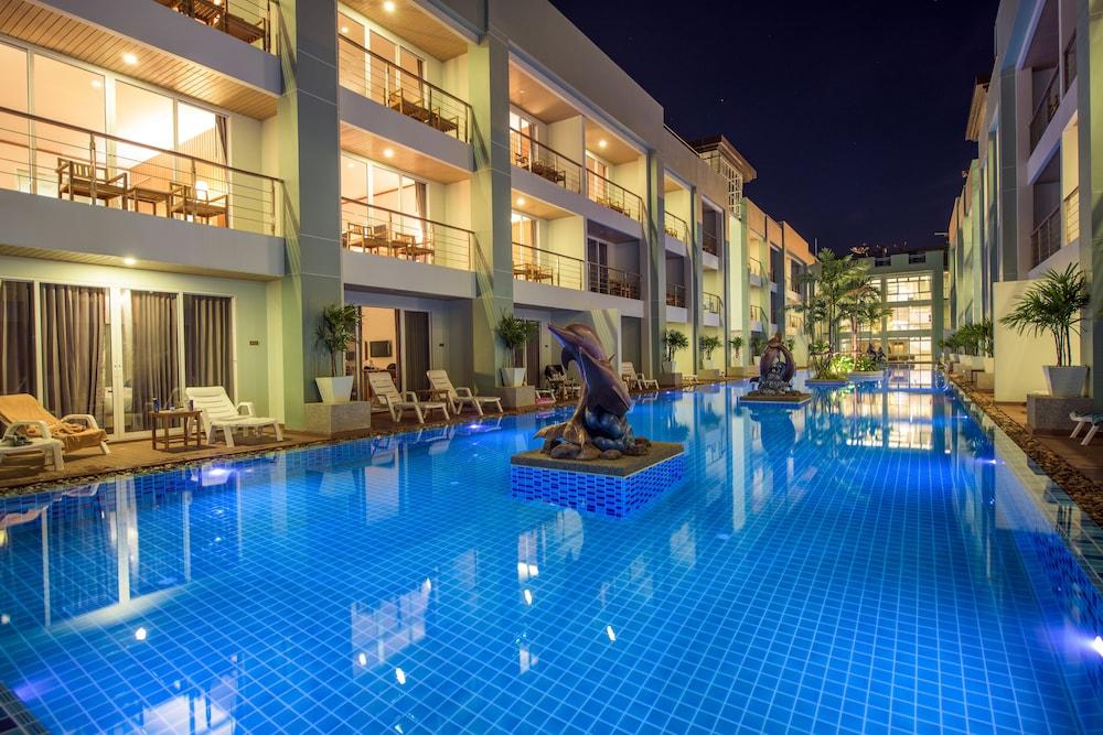 Phi Phi Harbour View Hotel Outdoor Pool