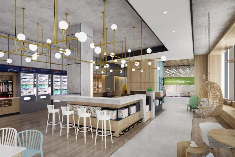 Q-Box Hotel Shanghai Nanqiao Breakfast Area