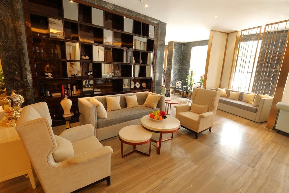 فوشان هواشونغ بيزنس هوتل منطقة الجلوس في الردهة