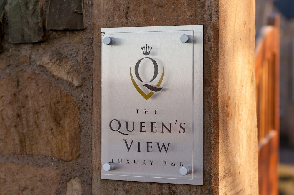 The Queens View Luxury B&B Exterior detail