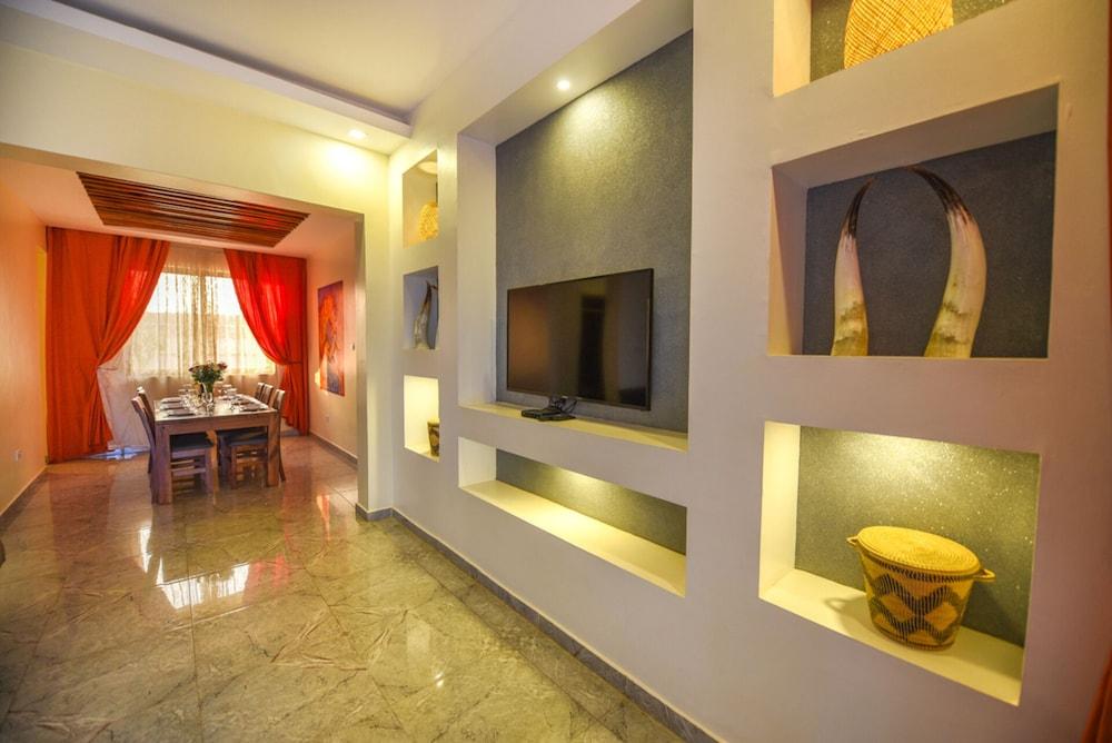 ديلاكس 3-بد أبارتمنت وذ سويمينج بول داخلي