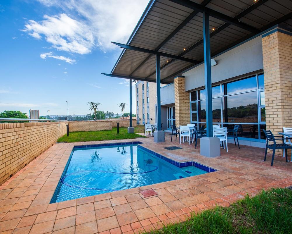 Road Lodge Pietermaritzburg Outdoor Pool