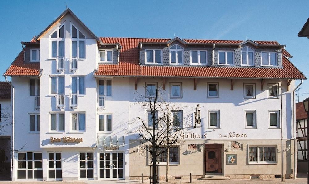 جوبلز هوتيل زوم لوفن واجهة الفندق