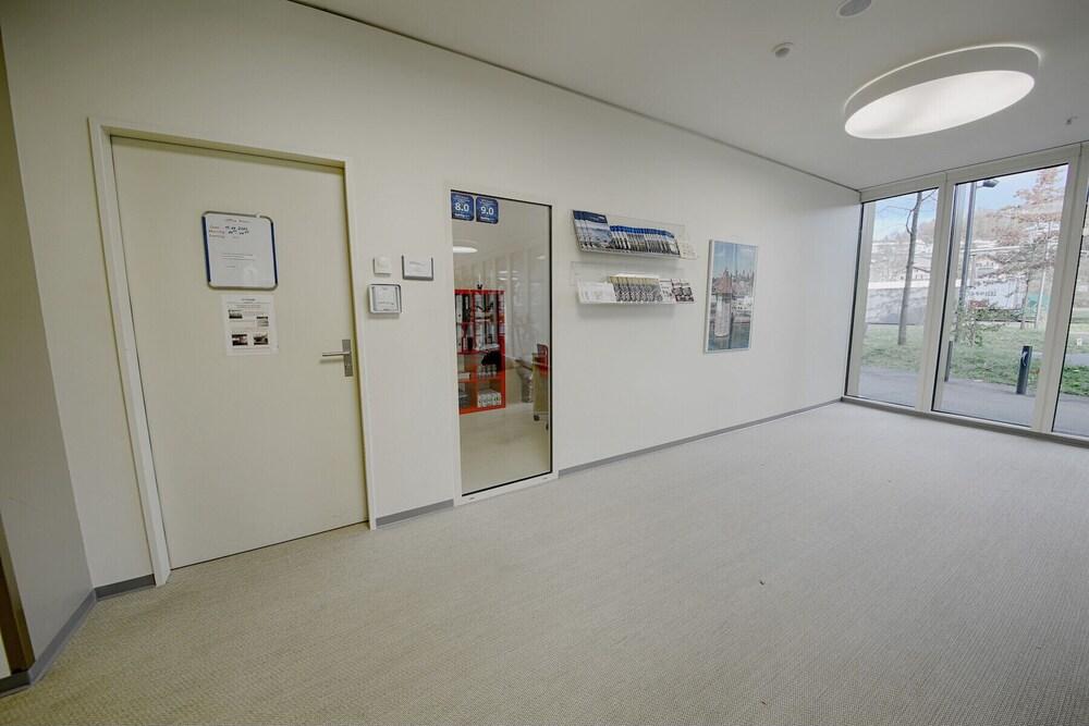 هيترينتال ألميند كومفرت ستوديوز