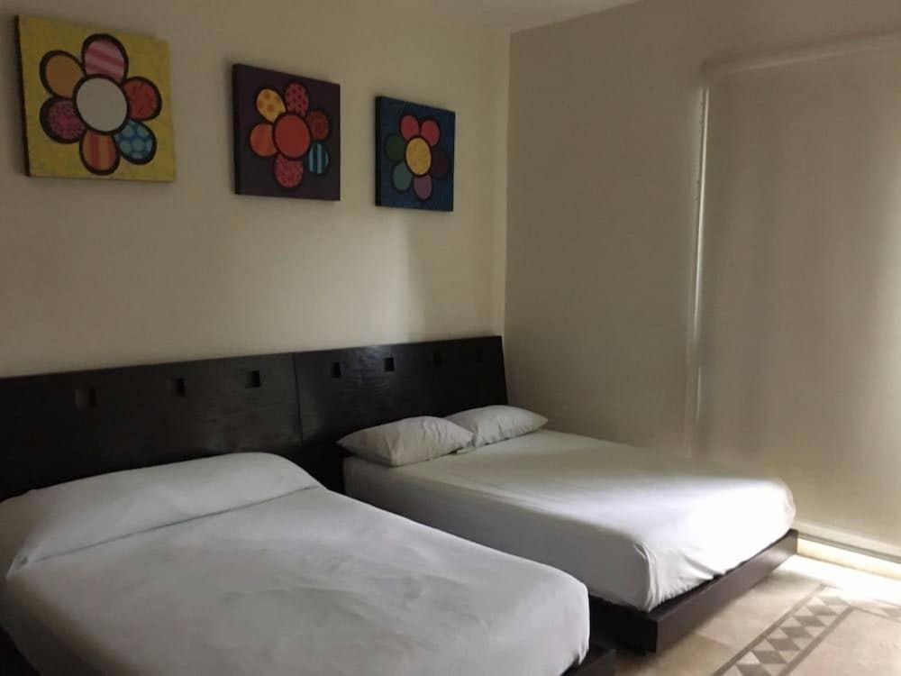Tikal PB Room