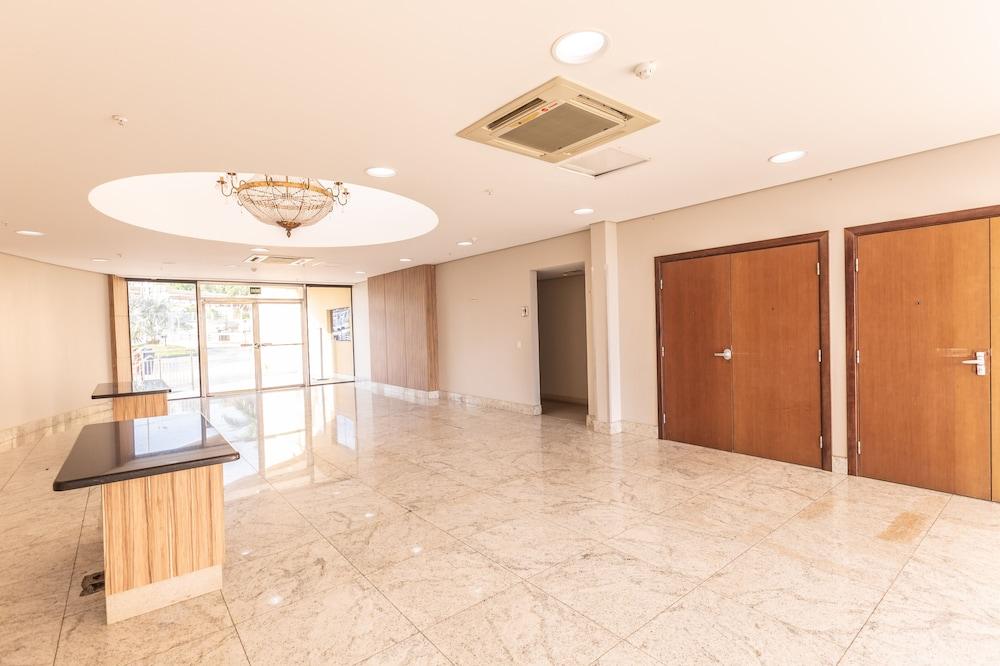 Hotel Inter Cuiabá Reception