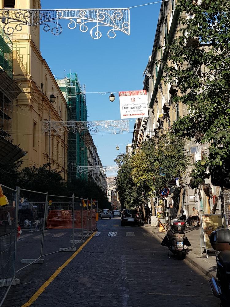 Capa & Coda Exterior