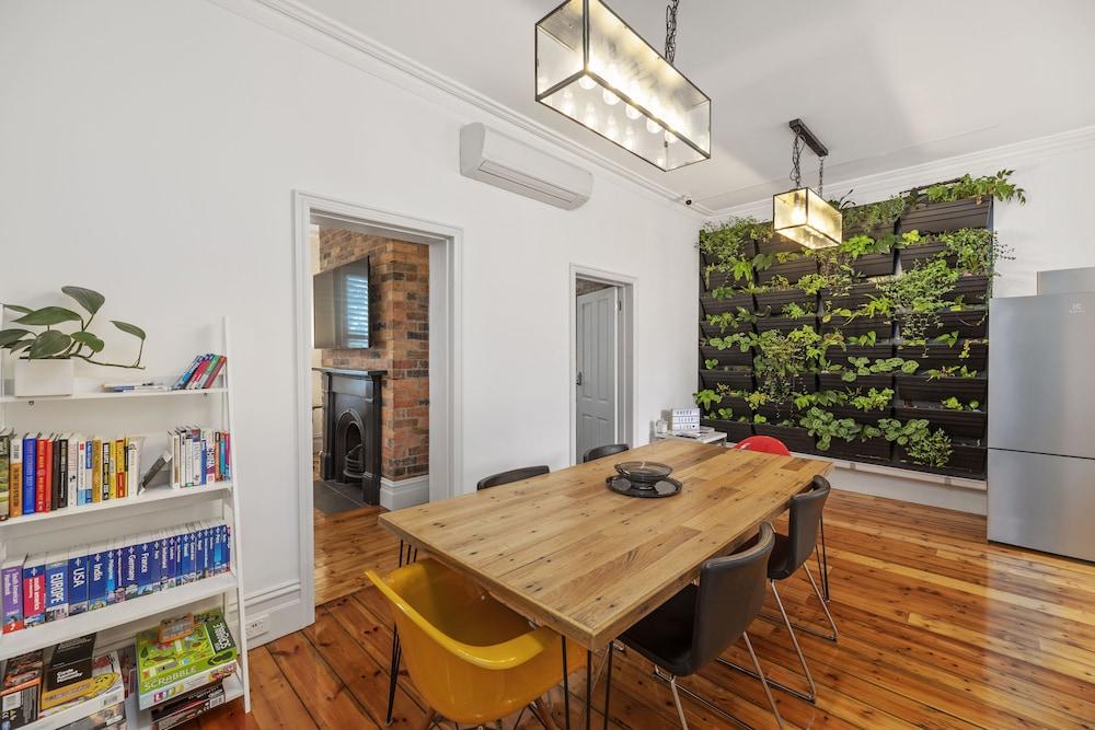 وورك سليب لايف ميلبورن الصورة الأساسية