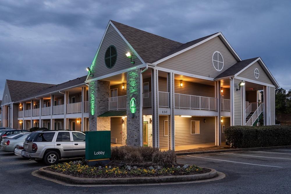 هوم تاون ستوديوز باي رد روف سبارتانبرج - آشفيل هايواي المنطقة الخارجية