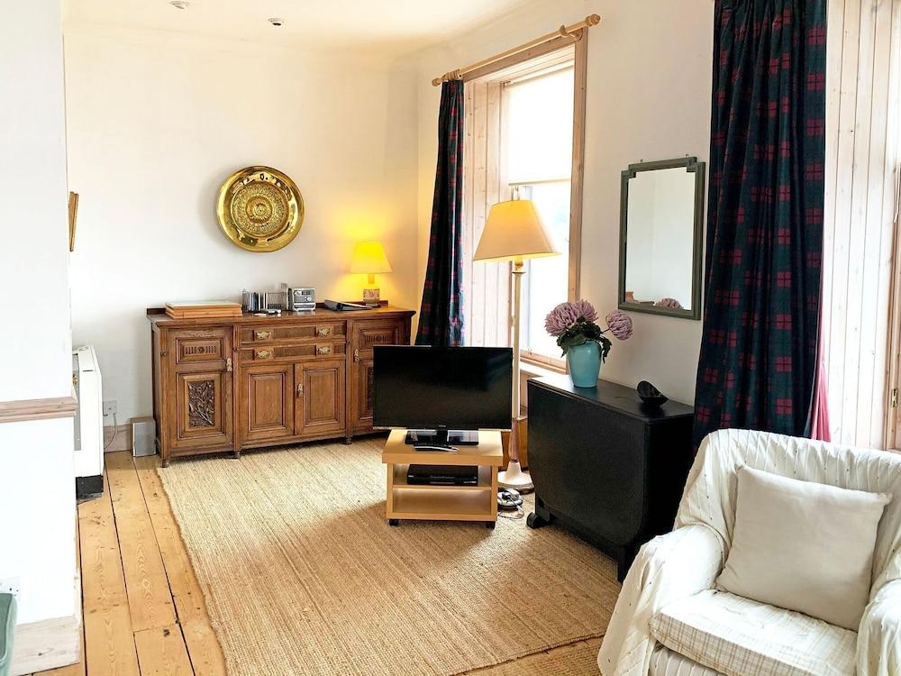 ريلاكسد هوليداي هوم إن تاربرت نير وايت شور بيتش غرفة معيشة