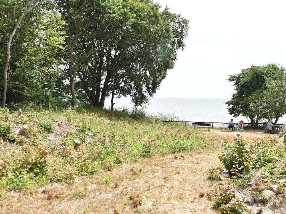 مودرن هوليداي هوم إن مالتزين جيرماني ويذ لارج لاون المنطقة الخارجية