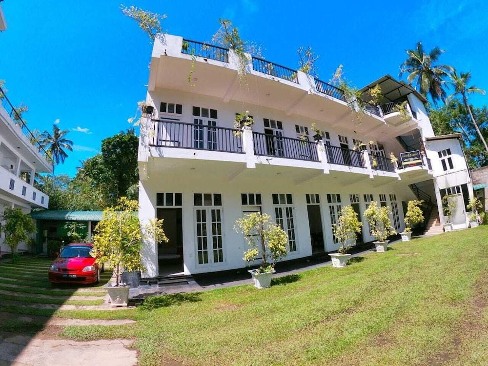 ريتش دازيرو