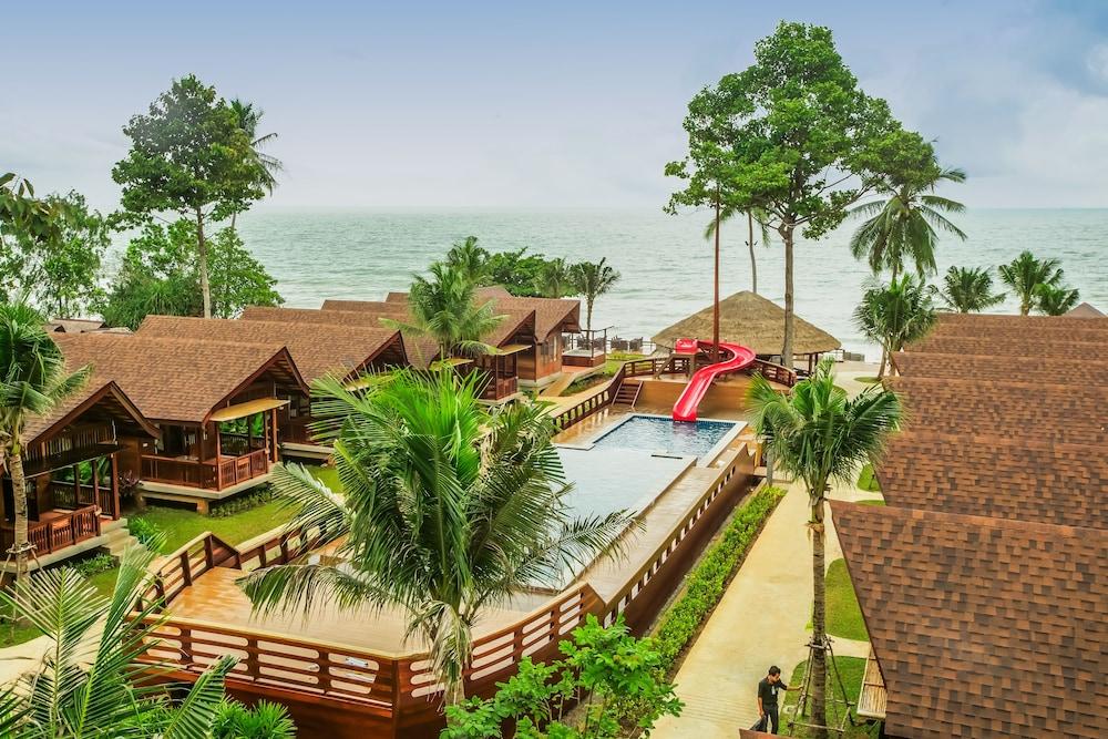 Khanom Cabana Beach Resort Exterior