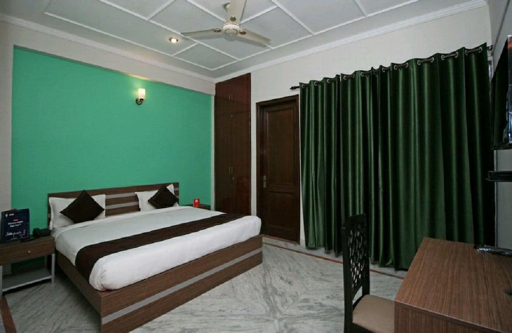 Hotel Petals Elite 2