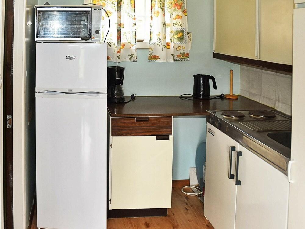 4 بيرسون هوليداي هوم إن أولدن مطبخ خاص