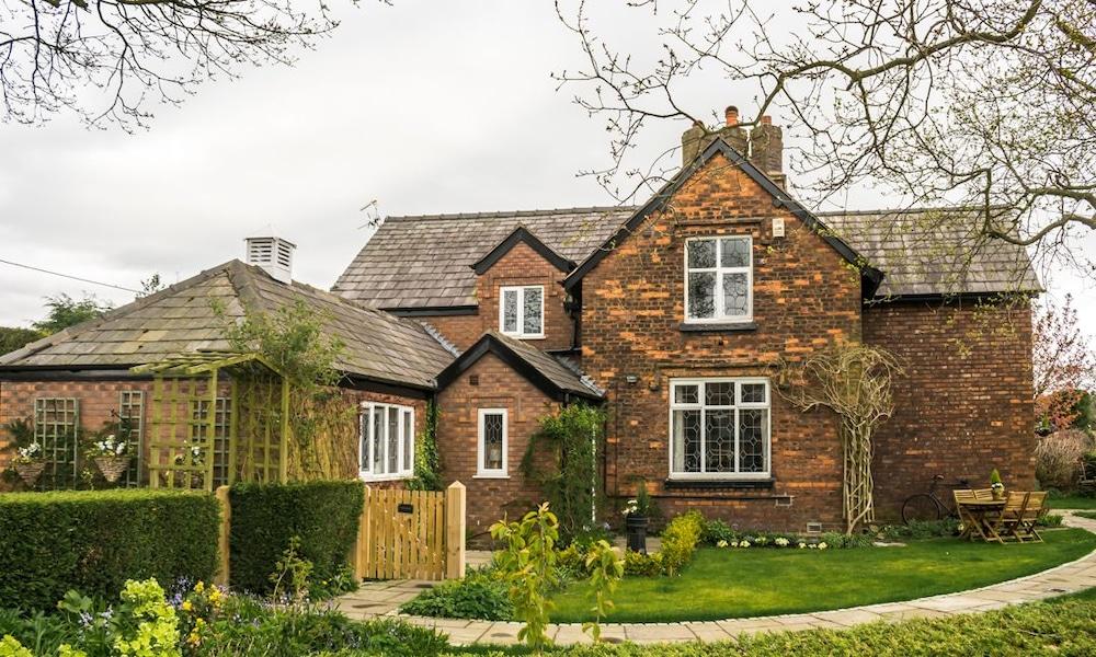 ذا سكول هاوس