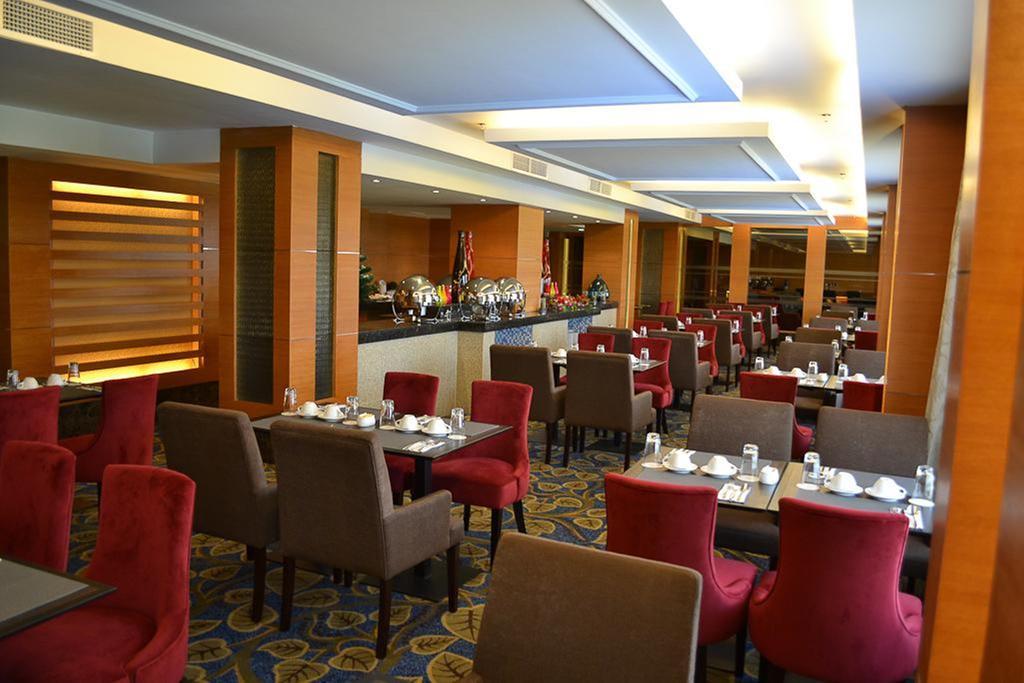 ذا بوتيري باسيفيك جوهور باهرو أخرى