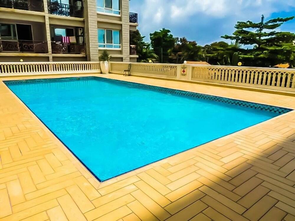 Luxury Residence with Ocean View in Masaki Waterslide